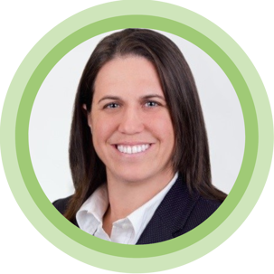 Discover Employee, Kellie, Senior Manager Headshot